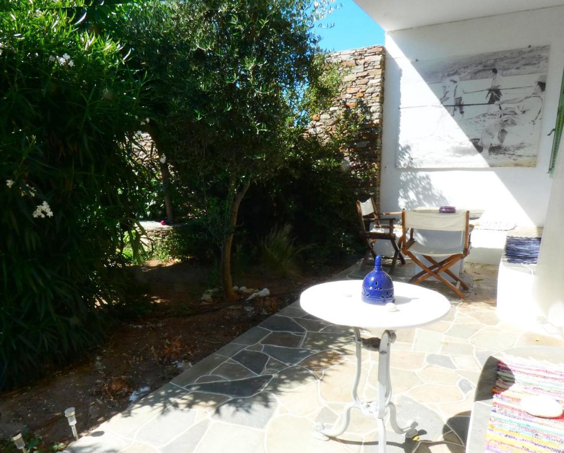 Το Κατἑ Aparthotel Artemonas Exterior photo