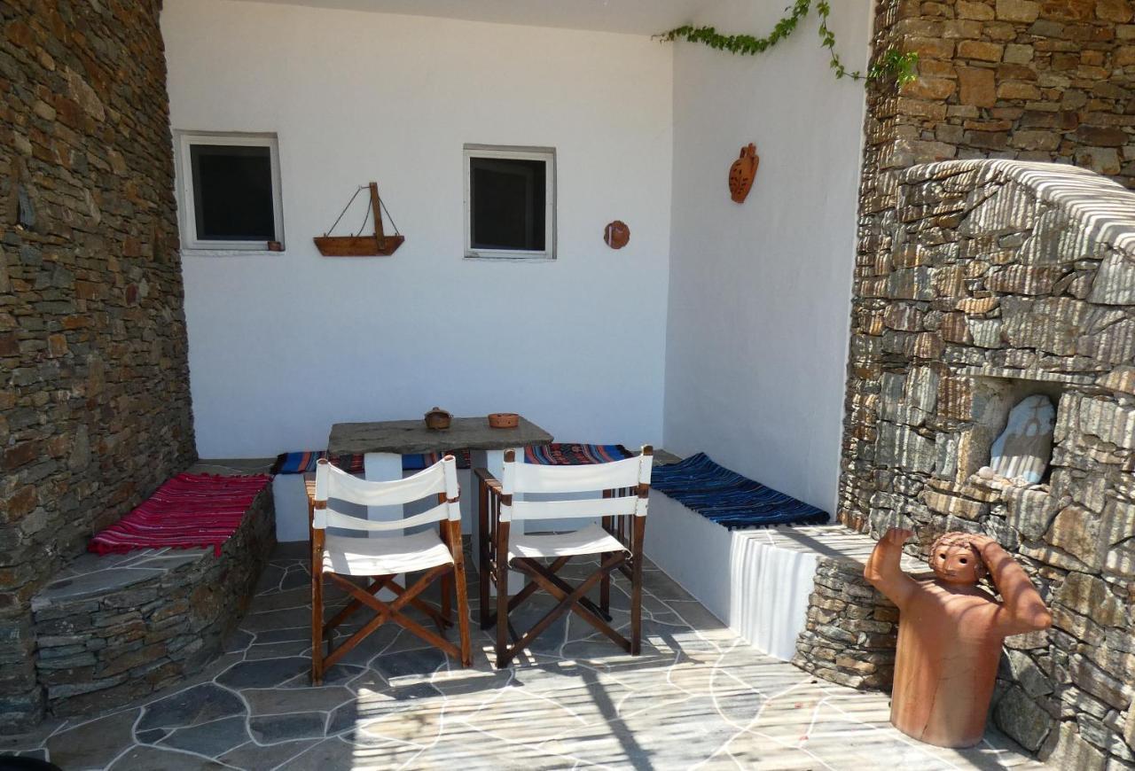 Το Κατἑ Aparthotel Artemonas Exterior photo