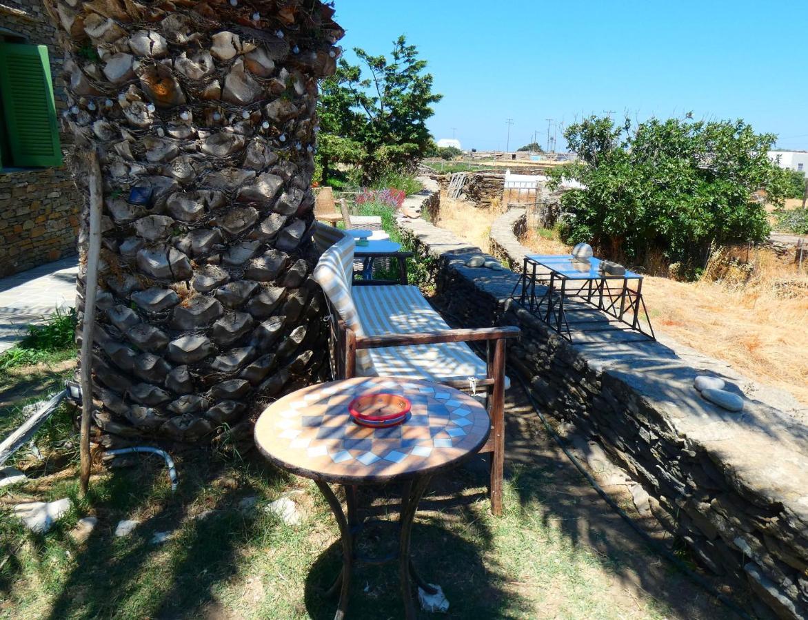 Το Κατἑ Aparthotel Artemonas Exterior photo